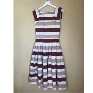 Style By Lymbrook Vintage Dress ~